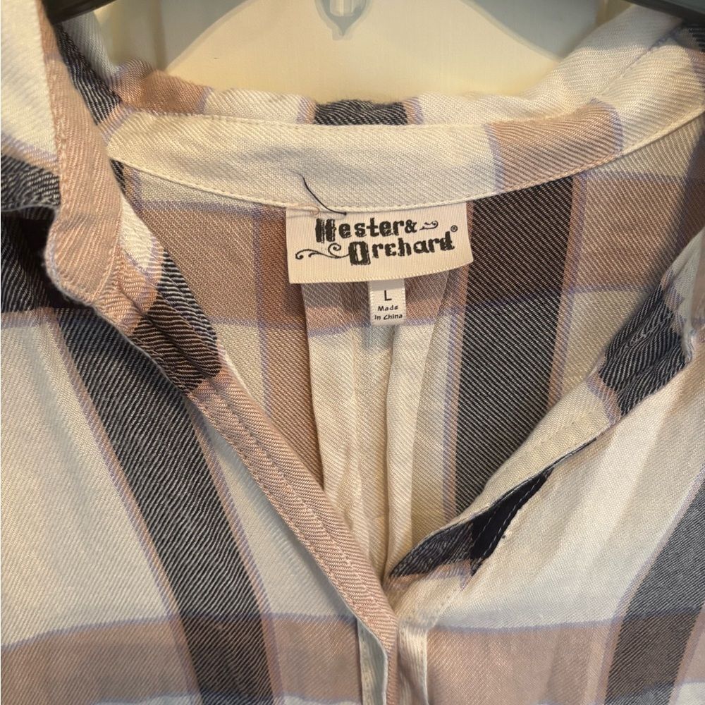 Anthropologie Hester & Orchard Beige and Grey Plaid Button-Down Shirt - Picture 3 of 4